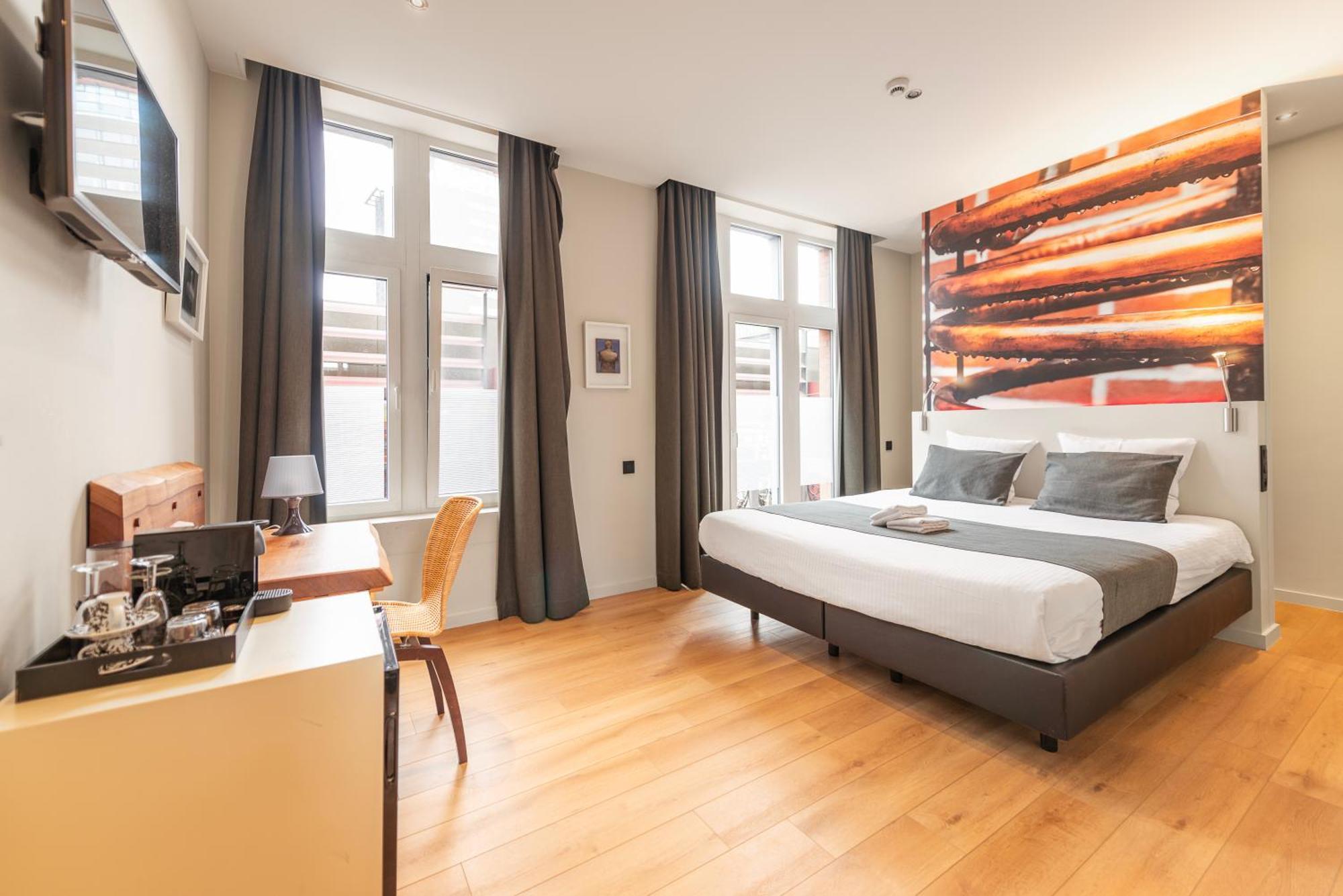 Hotel Het Menneke Хасселт Экстерьер фото